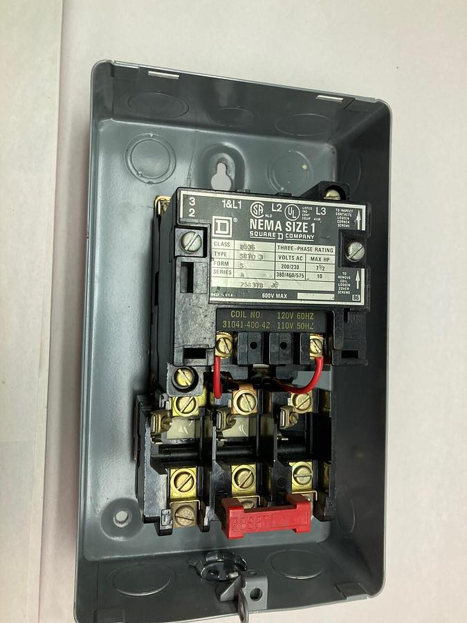 Used Square D,Class 8536 Type SCT03,Magnetic NEMA Size 00 Motor Starter