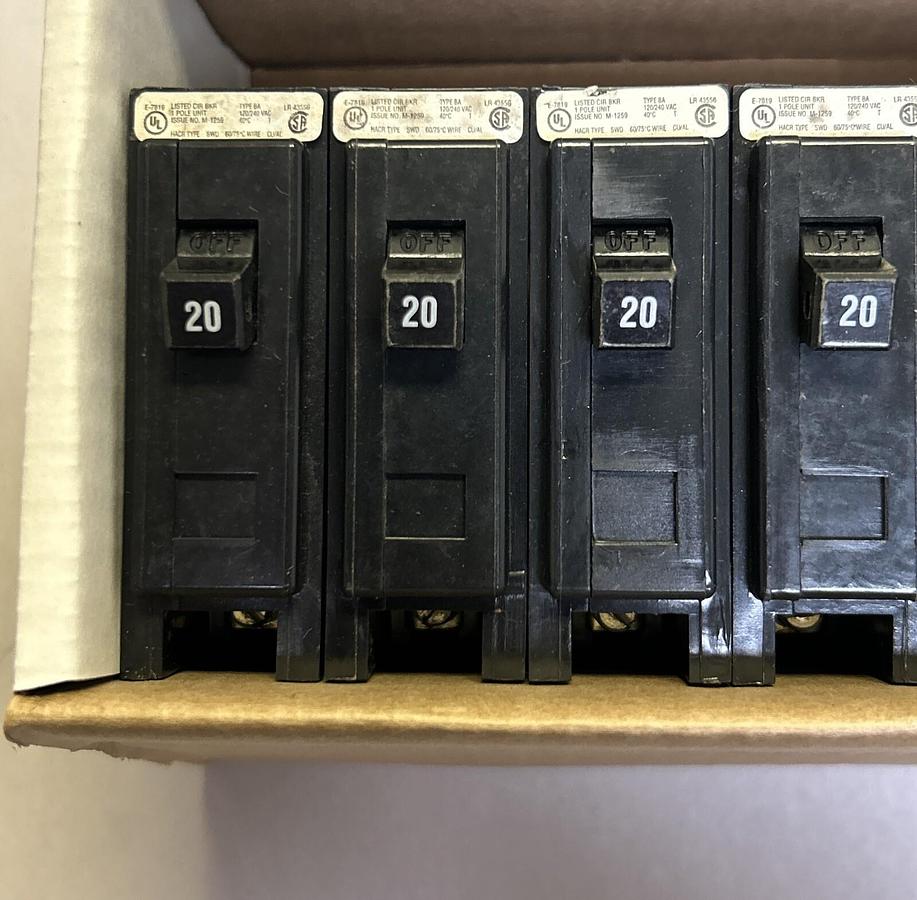 Used CUTLER-HAMMER,BA120,CIRCUIT BREAKER 20A 120/240V 1P LOT OF 10