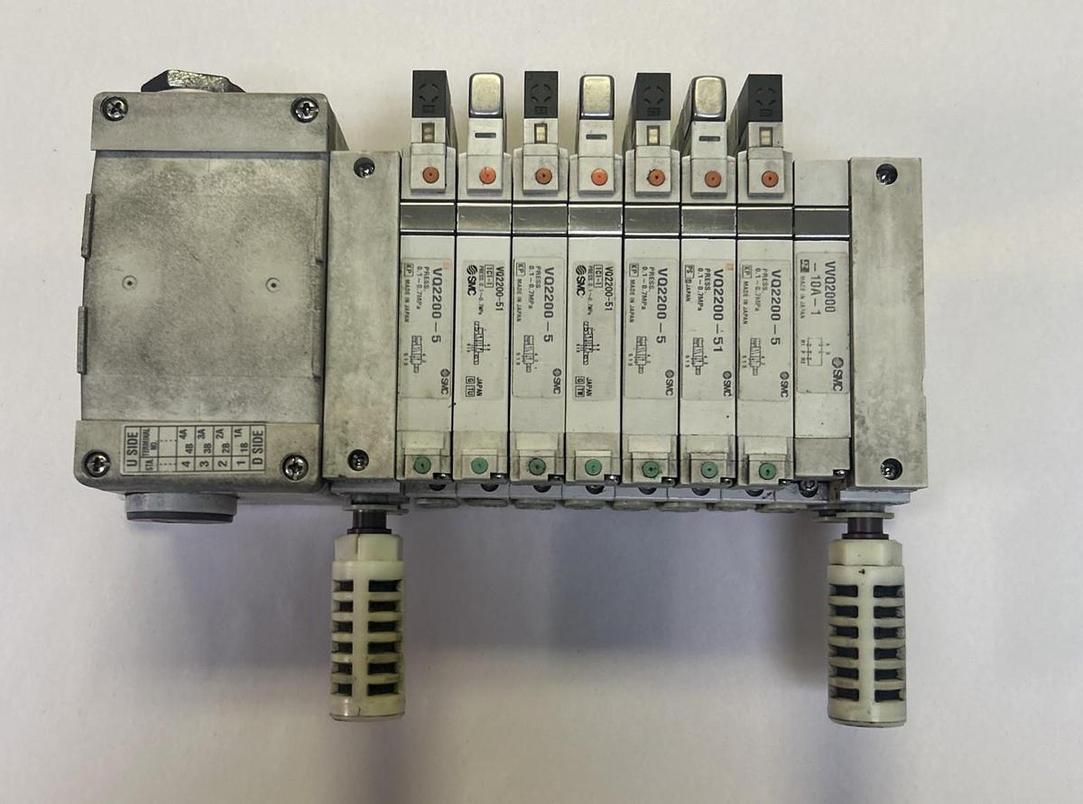 Used SMC,VVQ2000-10A-1,SOLENOID VALVE ASSEMBLY VQ2200-5 VQ2200-51