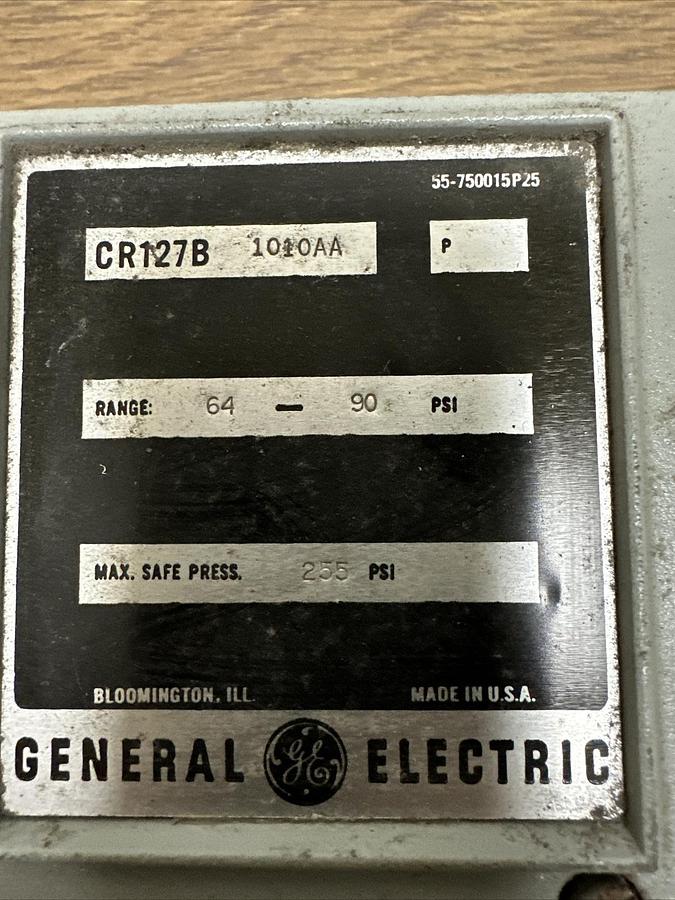 GE,CR127B,Pressure Switch 64-90 PSI 255 PSI max
