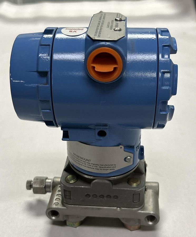 Used EMERSON ROSEMOUNT,3051CG4A22A1AM5Q4,PRESSURE TRANSMITTER