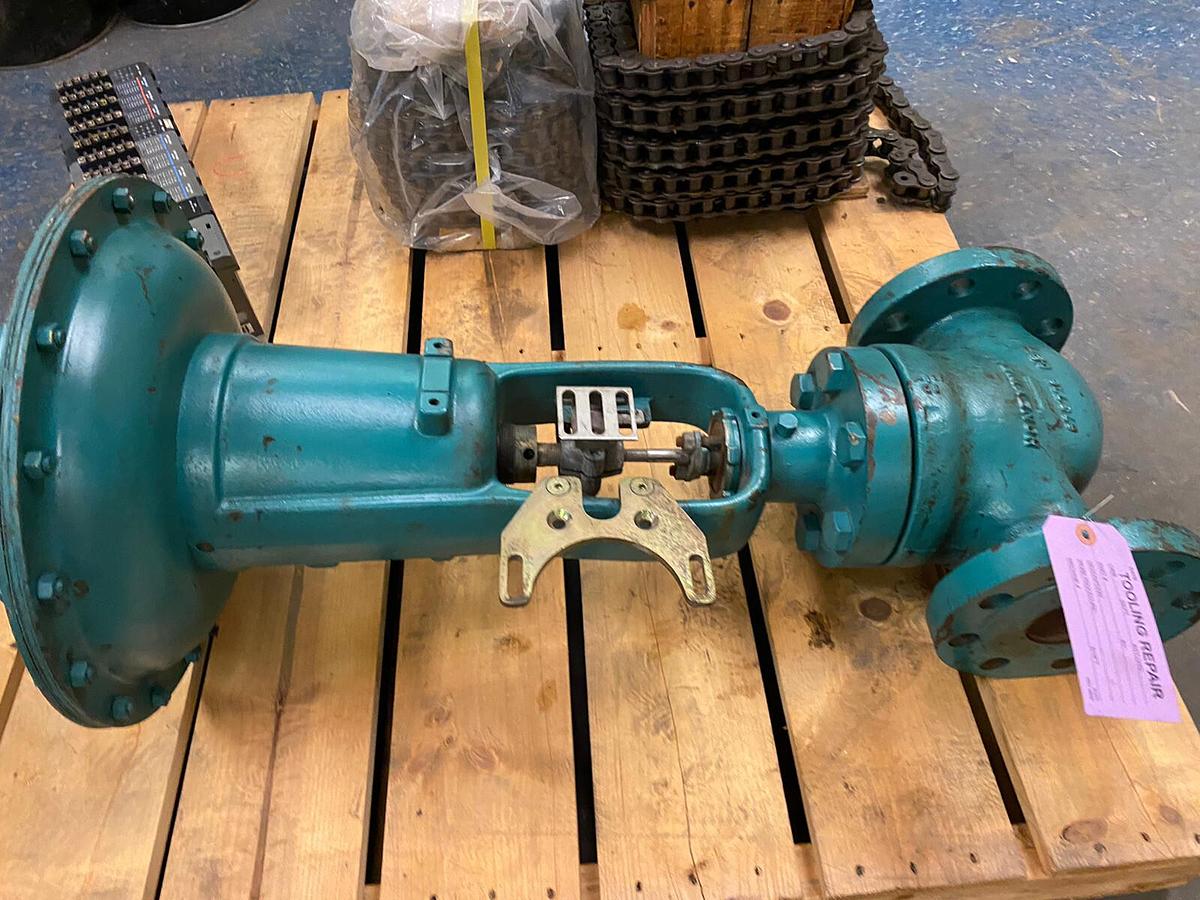 Used HONEYWELL,7847,2-1/2 INCH RATING 250 ACTUATOR VALVE