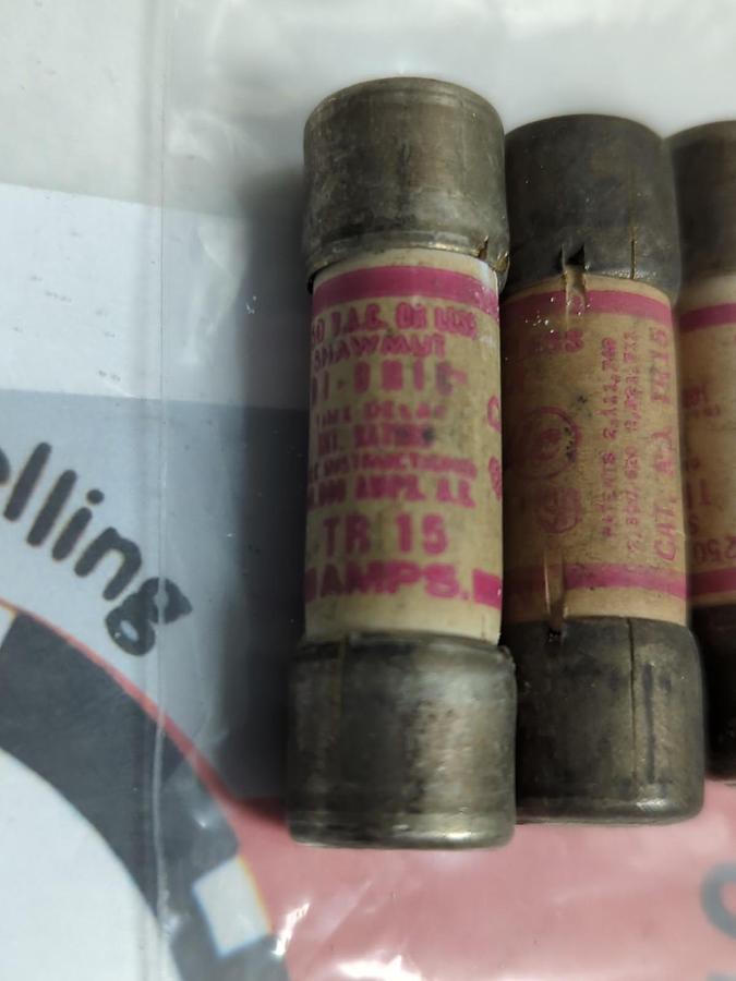 Used GOULD SHAWMUT,TR-15,TRI-ONIC 15 AMP FUSE LOT OF 6 PRE-OWNED