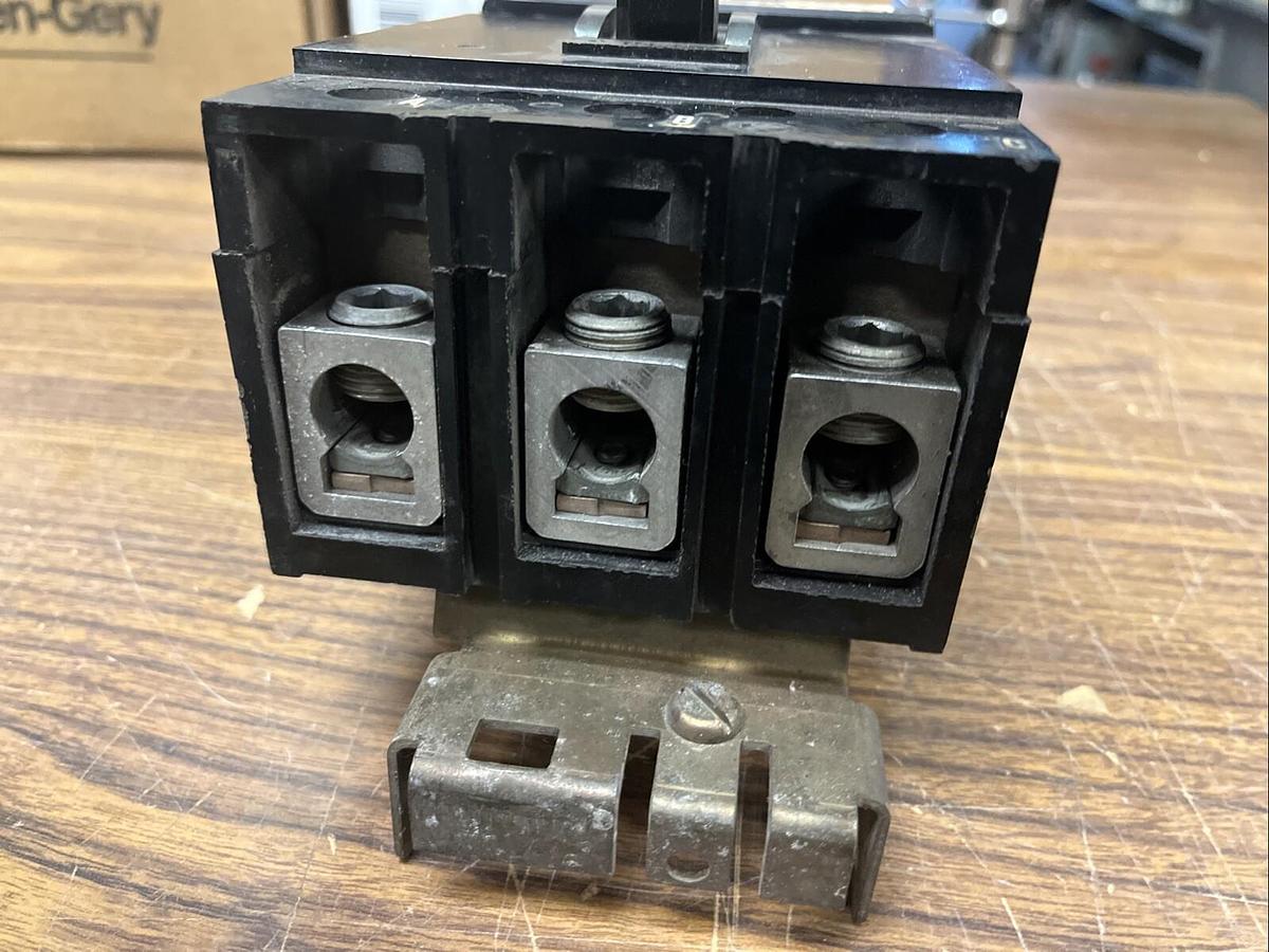 Used Square D,Q232150,Q2 I-Line Breaker 150A 240V 3PH 3P