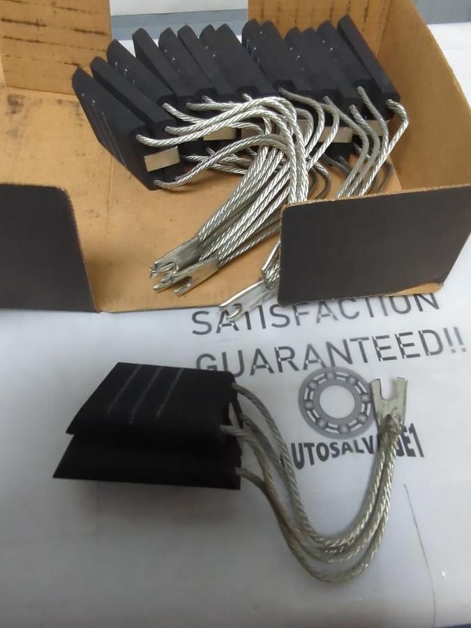 RELIANCE ELECTRIC,3141-VL,CARBON BRUSH 3/4 THICK 1-3/4 W  2-1/2  L LOT OF 8