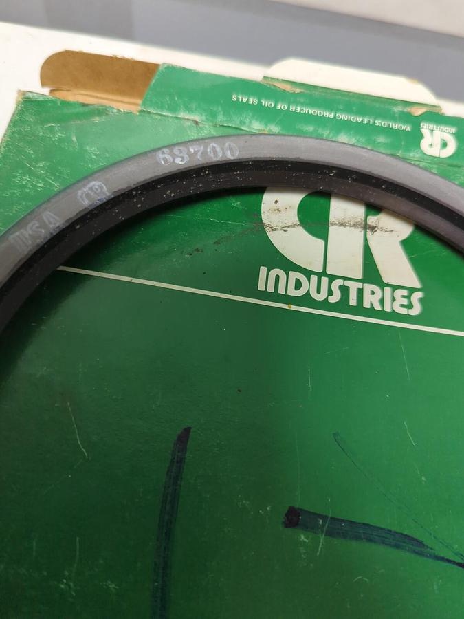 CHICAGO RAWHIDE,63700,OIL SEAL 6.375 IN  X 7.381 IN NOS