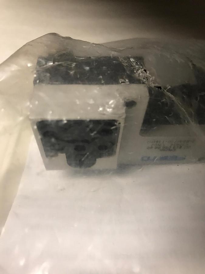 Used Festo Chiron,532456,Solenoid Valve VL-5/2-5 0-8