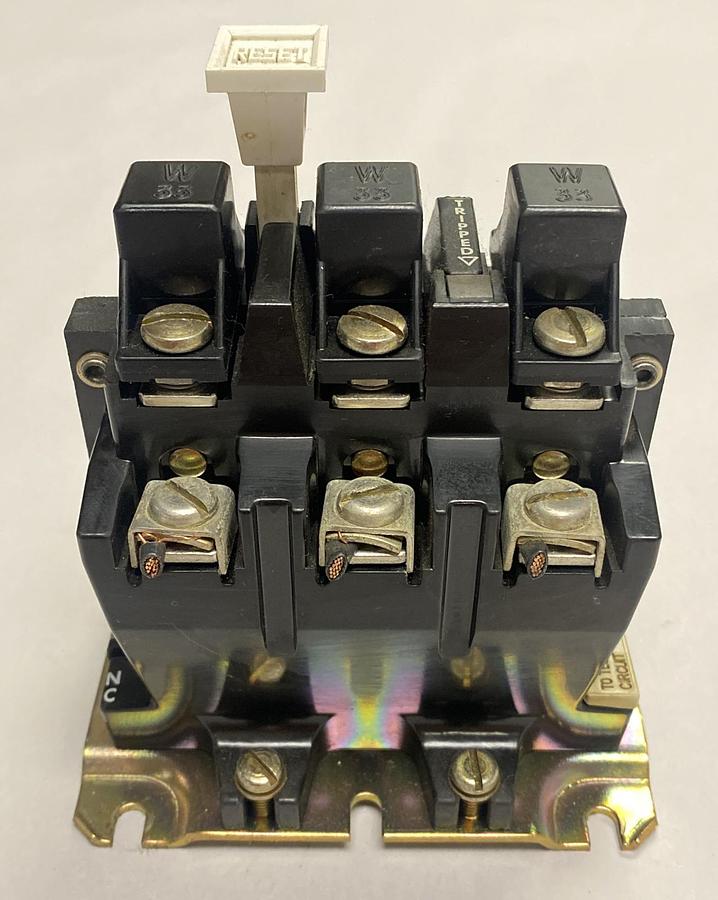 Used Allen-Bradley,592-B0V16,Ser B Overload Relay