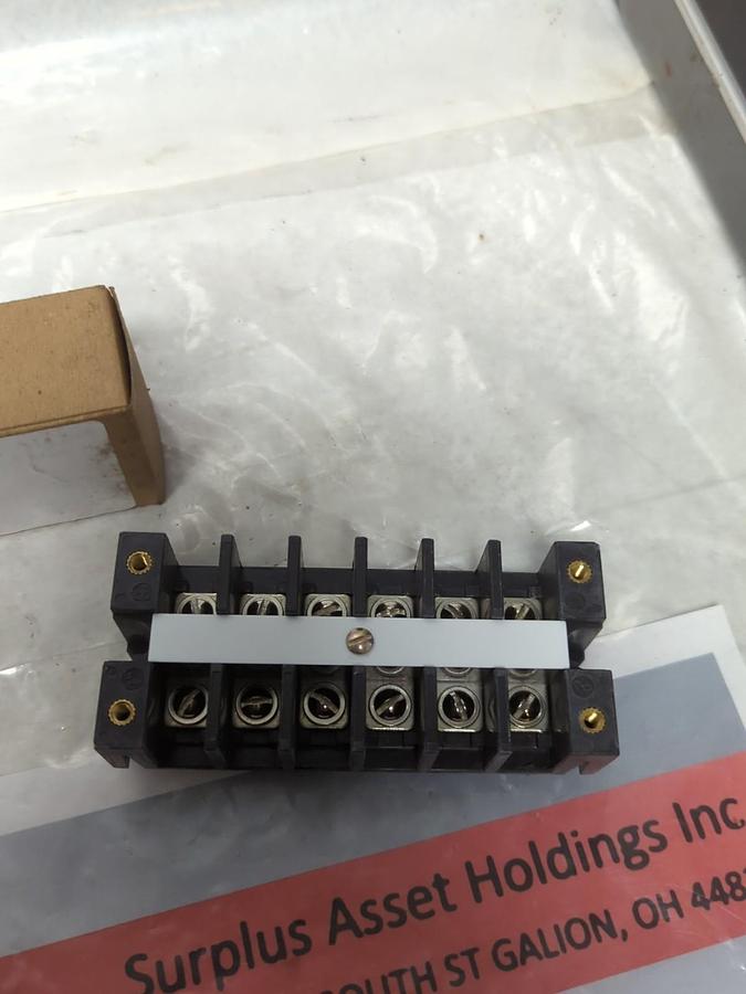 GE,EB25B06,EB TERMINAL BOARD 600V/30A NOS