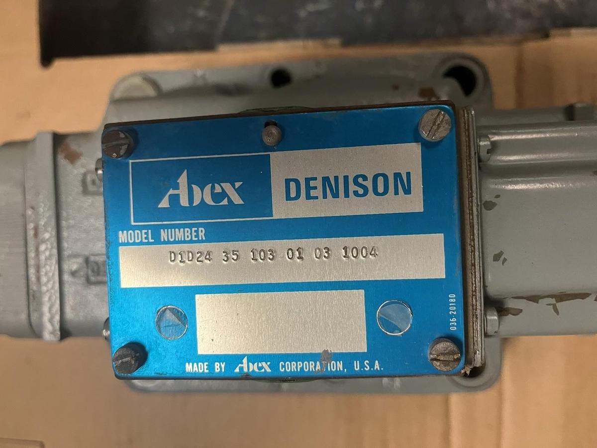 Used DENISON,D1D24-35103-01-03-1004,HYDRAULIC VALVE