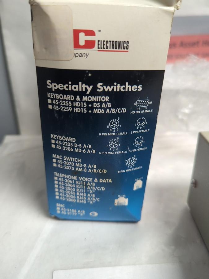 Used GC ELECTRONICS,64-2001-0000,MANUAL DATA SWITCH DB25 A/B NOS