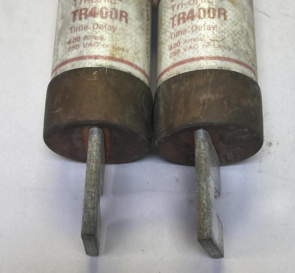 Used GOULD SHAWMUT,TR400R,TIME DELAY FUSE 400A 250V LOT OF 2