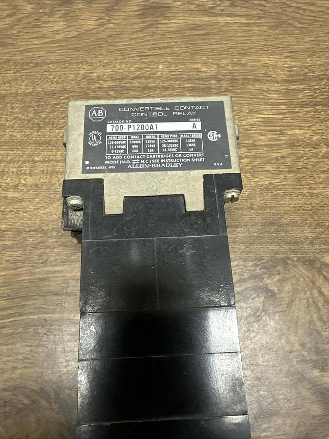 Used Allen Bradley,700-P1200A1,AC Relay