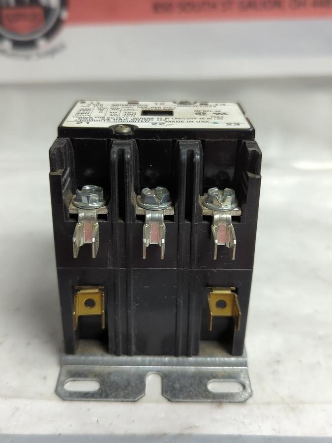 PRODUCTS UNLIMITED,HN53CC024,CONTACTOR 3-POLE 40 AMP 600VAC NOS