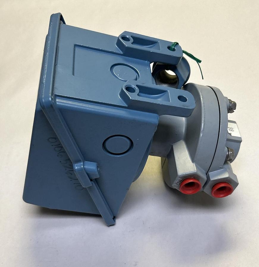 UNITED ELECTRIC,J402K-4559925,PRESSURE SWITCH NOS