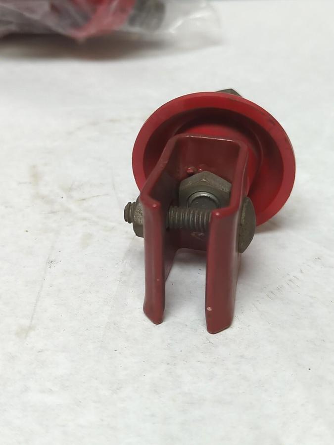 INSUL-8 CORP,8300-U,INSULATOR LOT OF 17 NOS