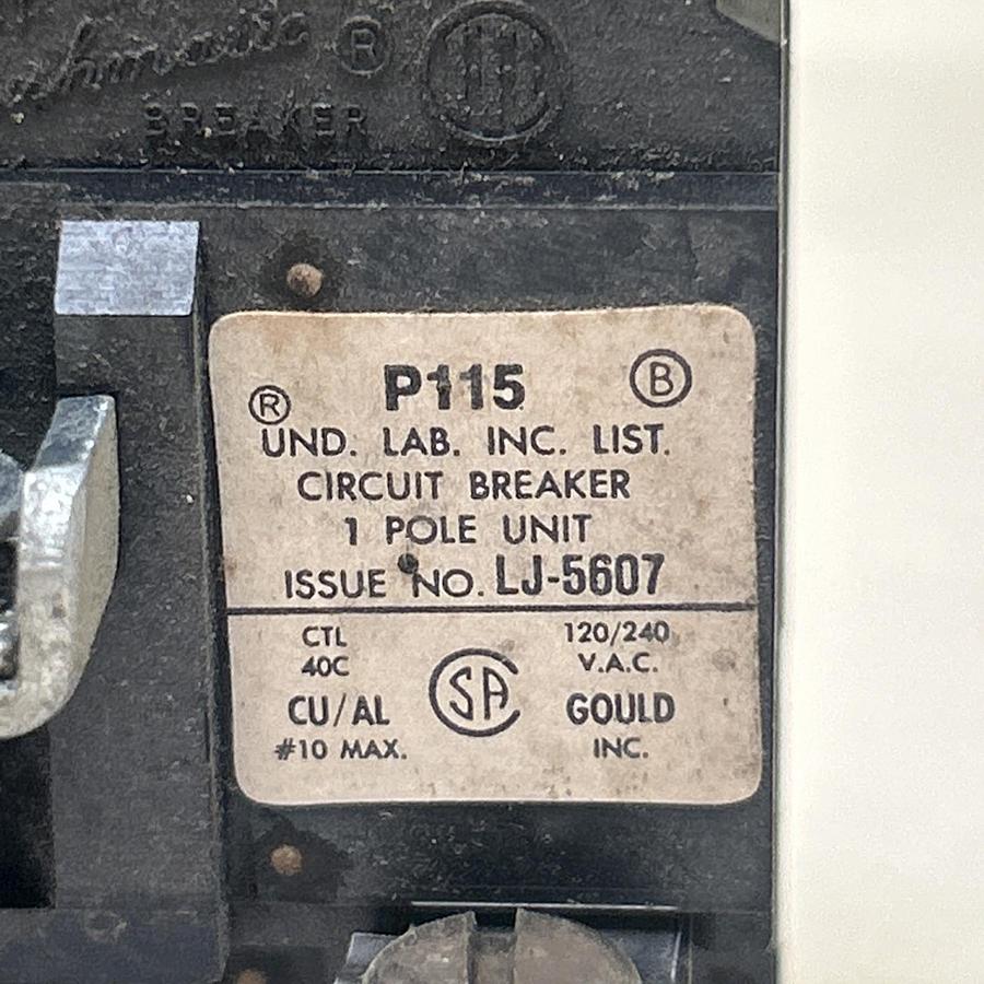 Used BULLDOG ELECTRIC ITE,P115,PUSHMATIC CIRCUIT BREAKER 15A 120/240V 1P LOT OF 12