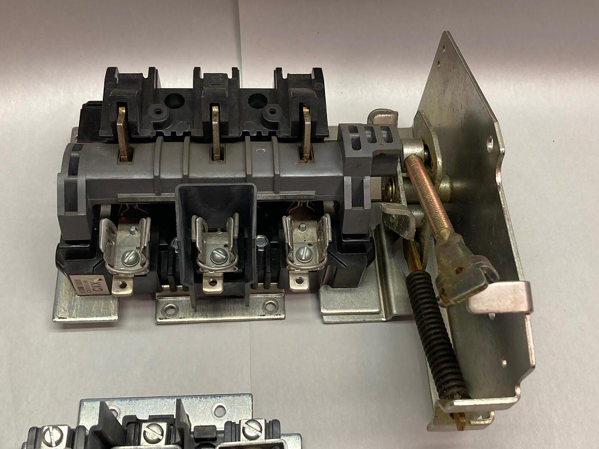 Used Allen Bradley,1494V-DS30,Disconnect Switch Ser D