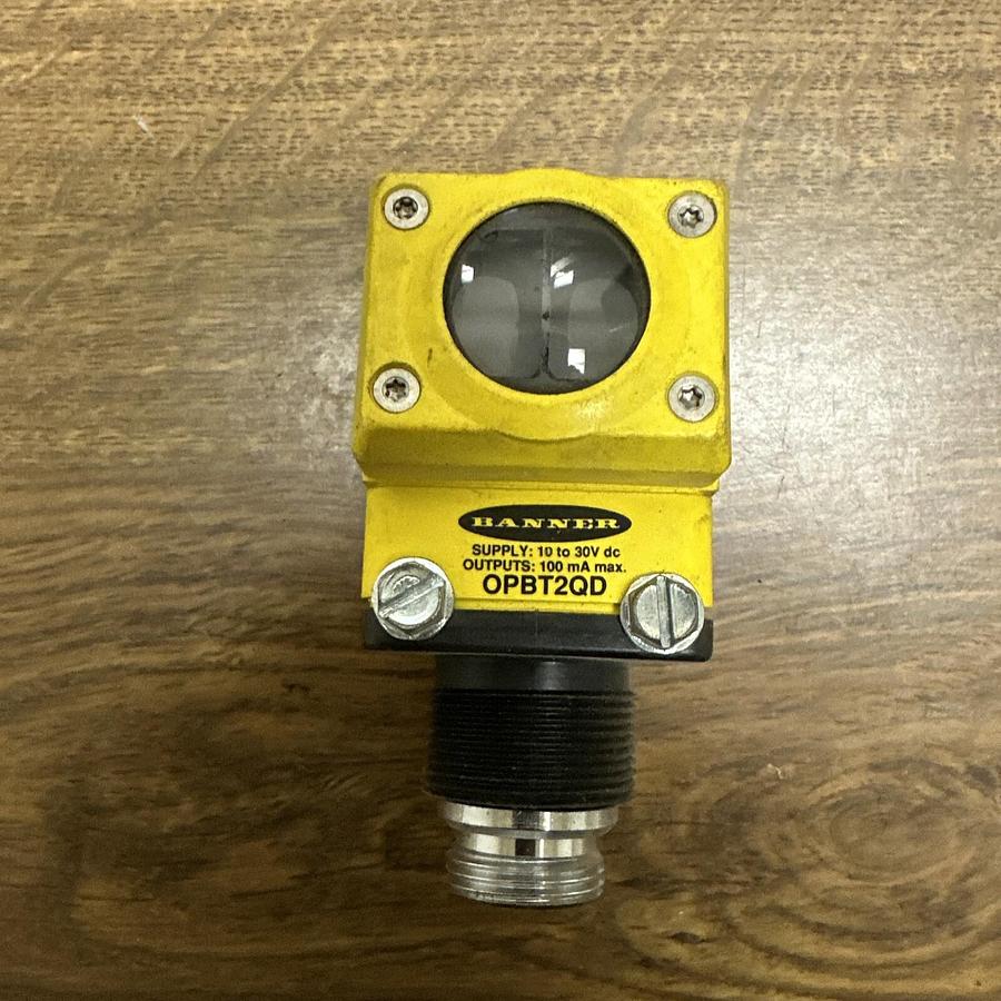 Used Banner,OPBT2QD,Omni Beam 10-30Vdc