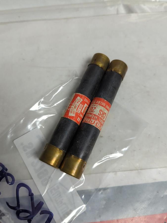 Used ECON,CRS-20,TIME-DELAY 20 AMP FUSE LOT OF 2 PRE-OWNED