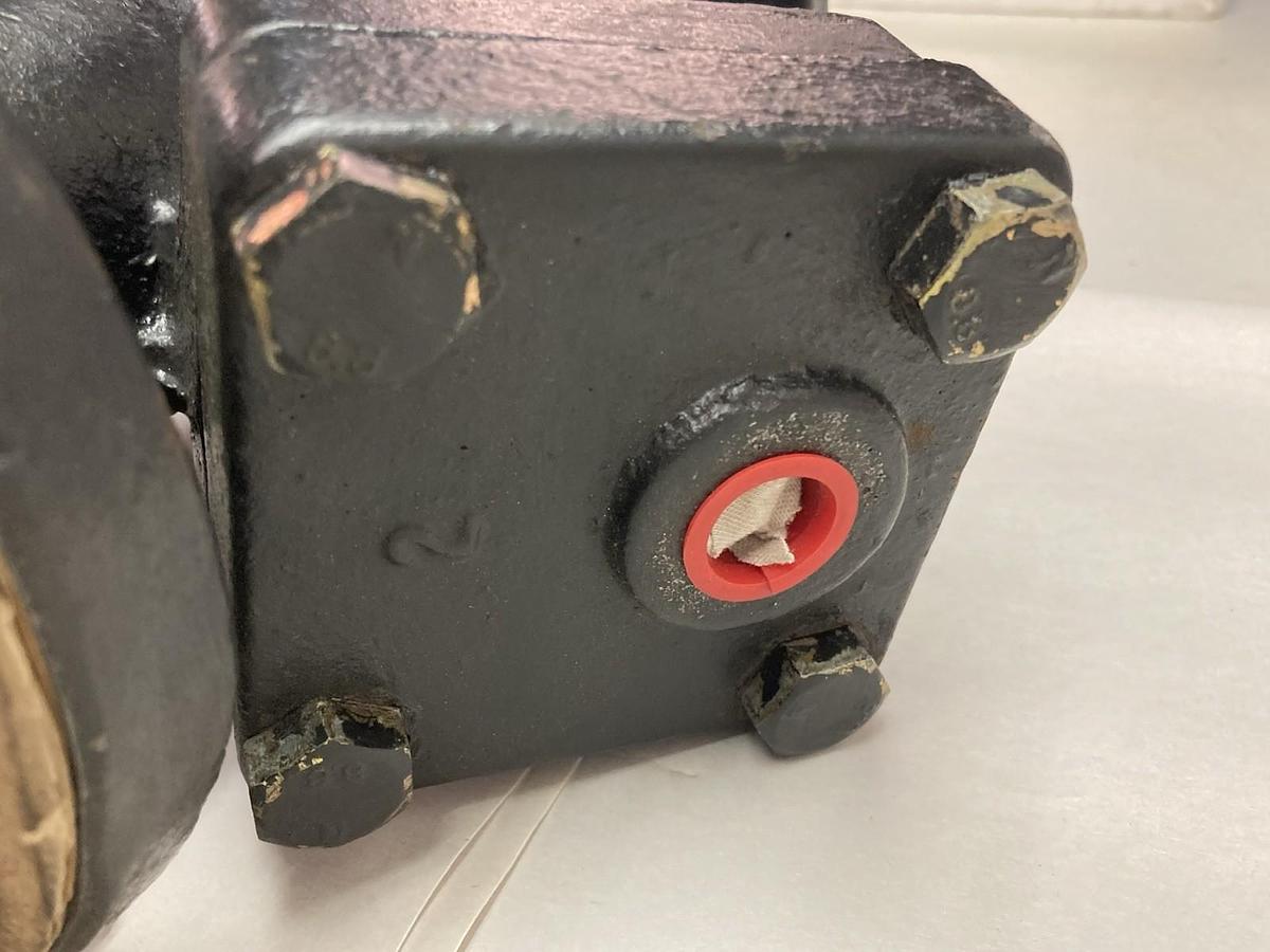 Used Mueller Steam,125 LH558,2 Inch Flanged Connection Y Strainer