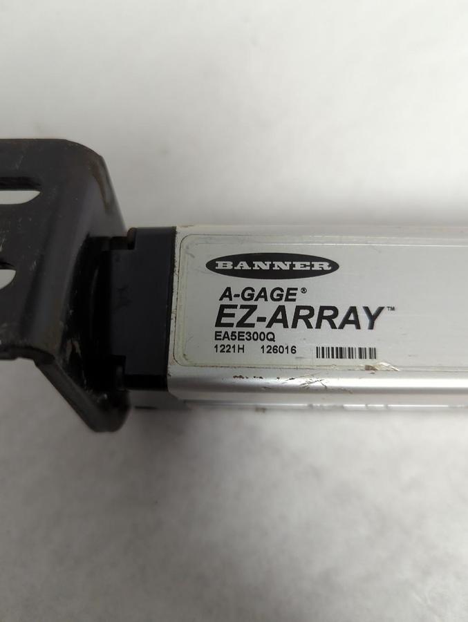 Used BANNER,EA5R300NIXMODQ/EA5E300Q,A-GAGE EZ-ARRAY LIGHT CURTAIN SET PRE-OWNED