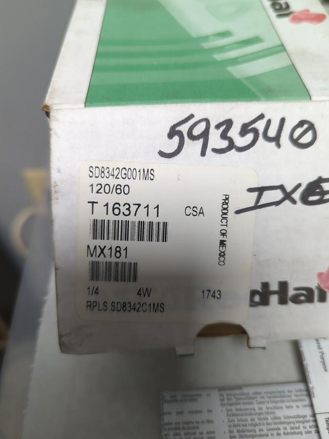 ASCO RED HAT,SD8342G001MS,SOLENOID VALVE 4-WAY 1/4 IN NPT 120VAC 20.1 WATTS NEW