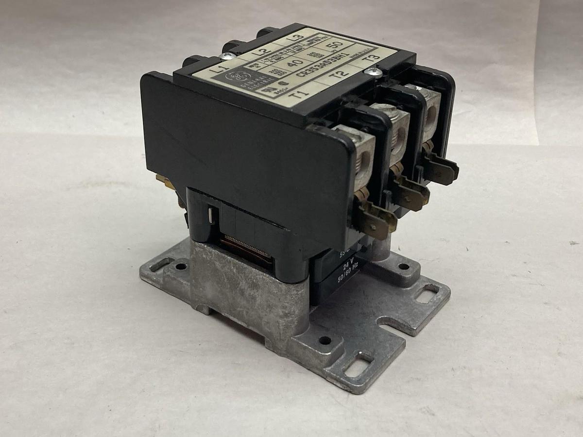 Used General Electric,CR353AD3BH1,3-Pole 50A 240VAC Contactor