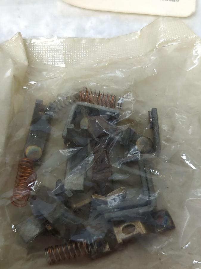 SQUARE D,9998-RA-82,CONTACT KIT 4-POLE SIZE 0 TYPES B & R NOS