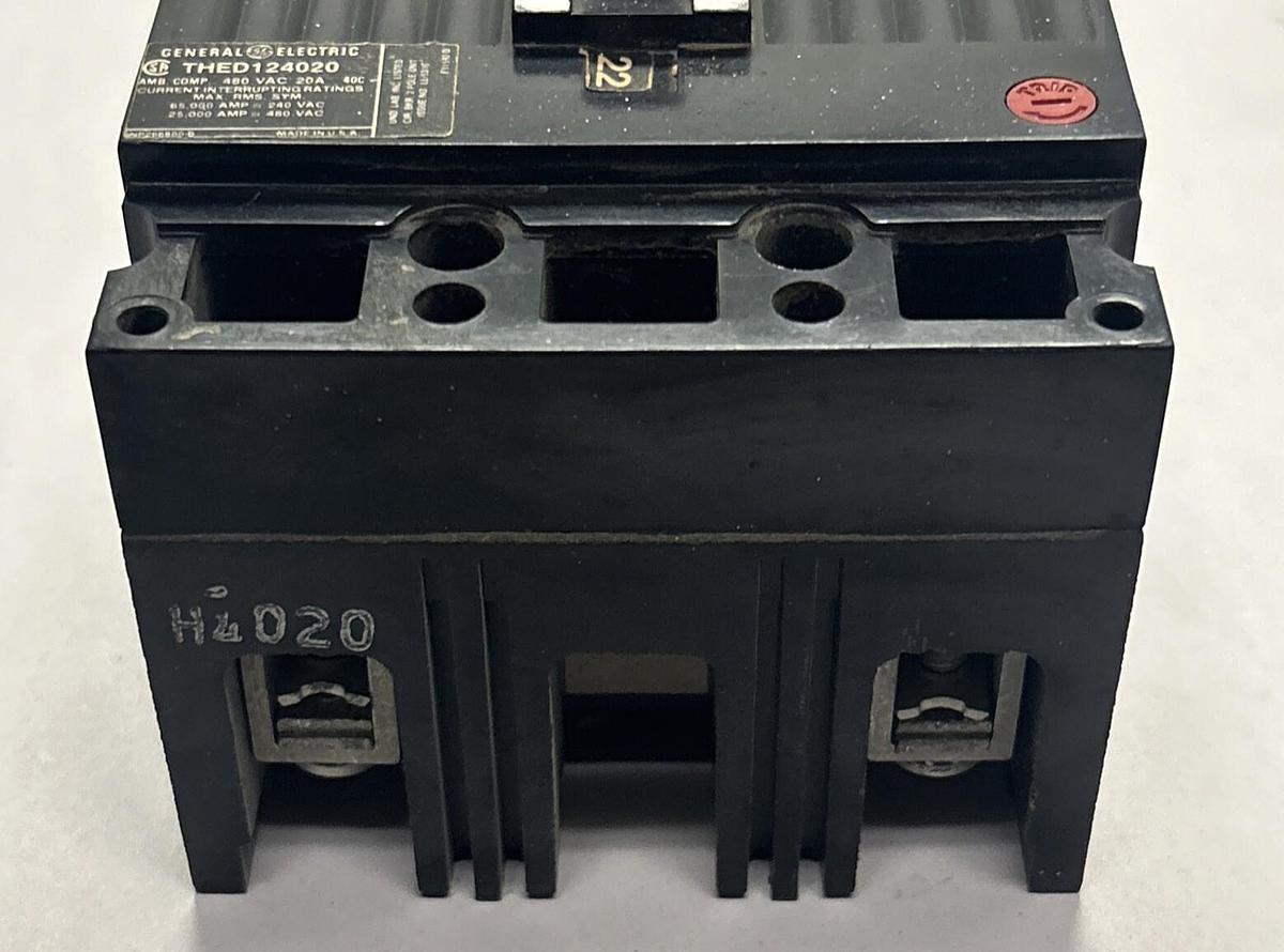 Used GENERAL ELECTRIC,THED124020,CIRCUIT BREAKER 20AMP 480V 2P