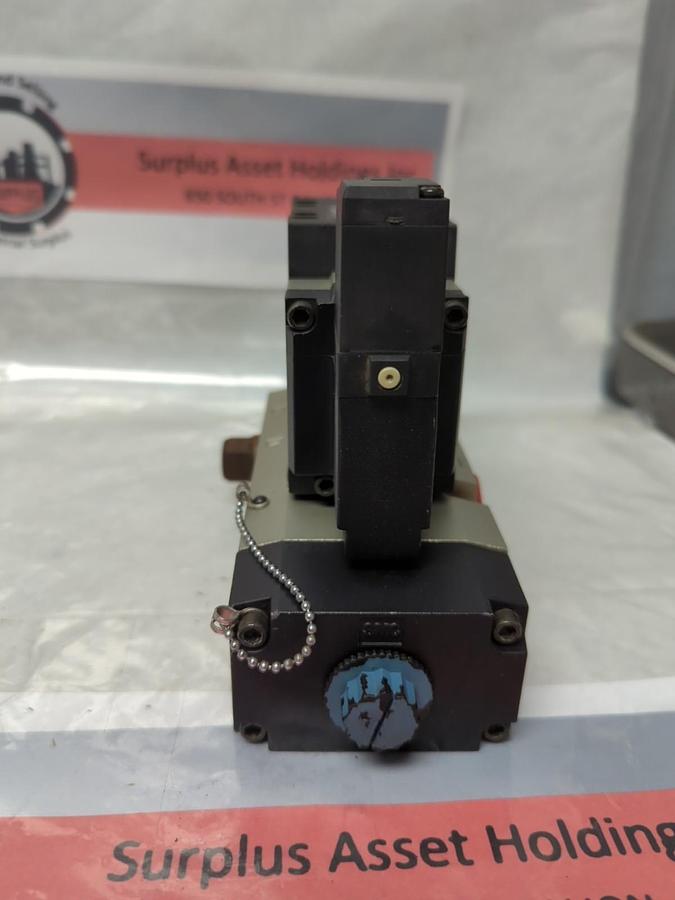 Used SMC,VFS5100-5FZ,SOLENOID VALVE 5 PORT VALVE BASE PRE-OWNED