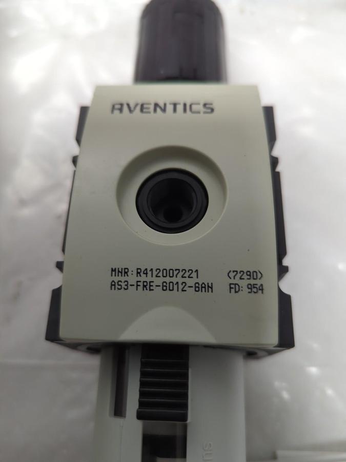 AVENTICS,AS3-FRE-8012-GAN,AIR FILTER REGULATOR 1/2 INCH NPT NOS