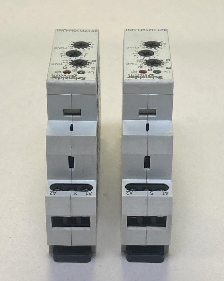 Used SCHNEIDER ELECTRIC,821TD10H-UNI,TIME DELAY RELAY LOT OF 2