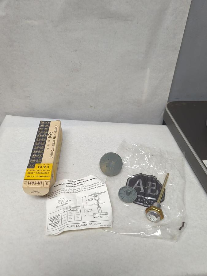 ALLEN-BRADLEY,1493-N1,SERIES K OVERLOAD RELAY RESET ASSEMBLY TYPE 1712 ENCL NOS