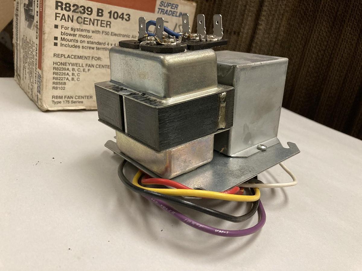 Honeywell,R8239B1043,Fan Center