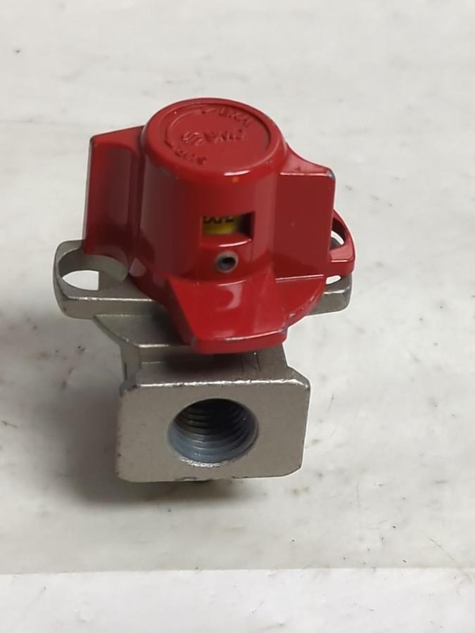 Used SMC,VHS20-N02-Z,MANUAL RELIEF VALVE 15~150PSI PRE-OWNED