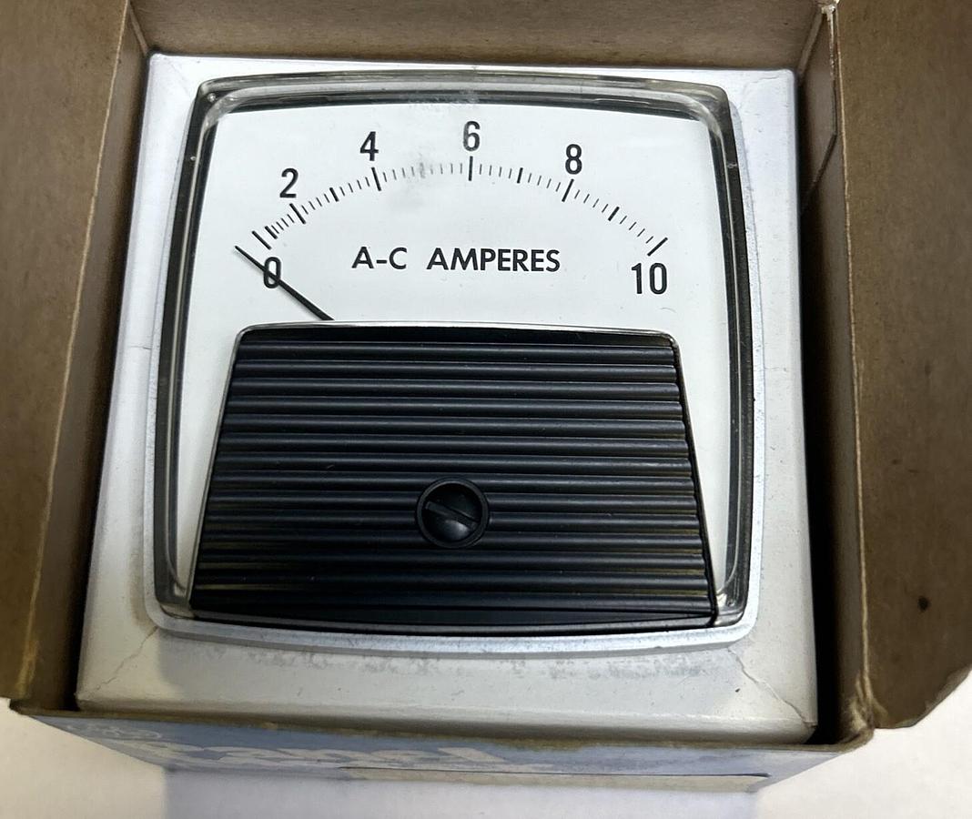 Used GENERAL ELECTRIC,50-250240MTMT1,PANEL METER 0-10A-C AMPERES NEW