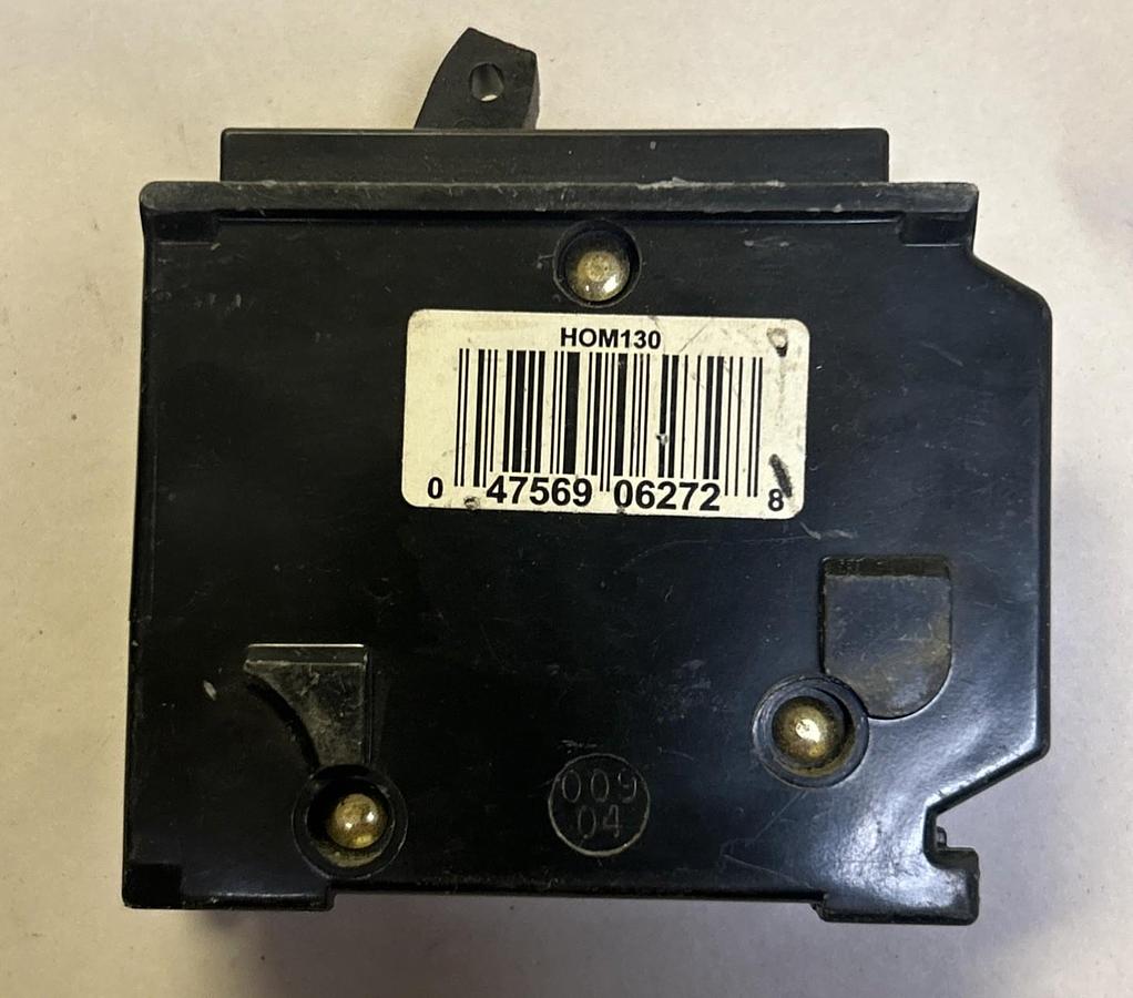 Used SQUARE D,HOM130,CIRCUIT BREAKER 30A 120/240V 1P LOT OF 4