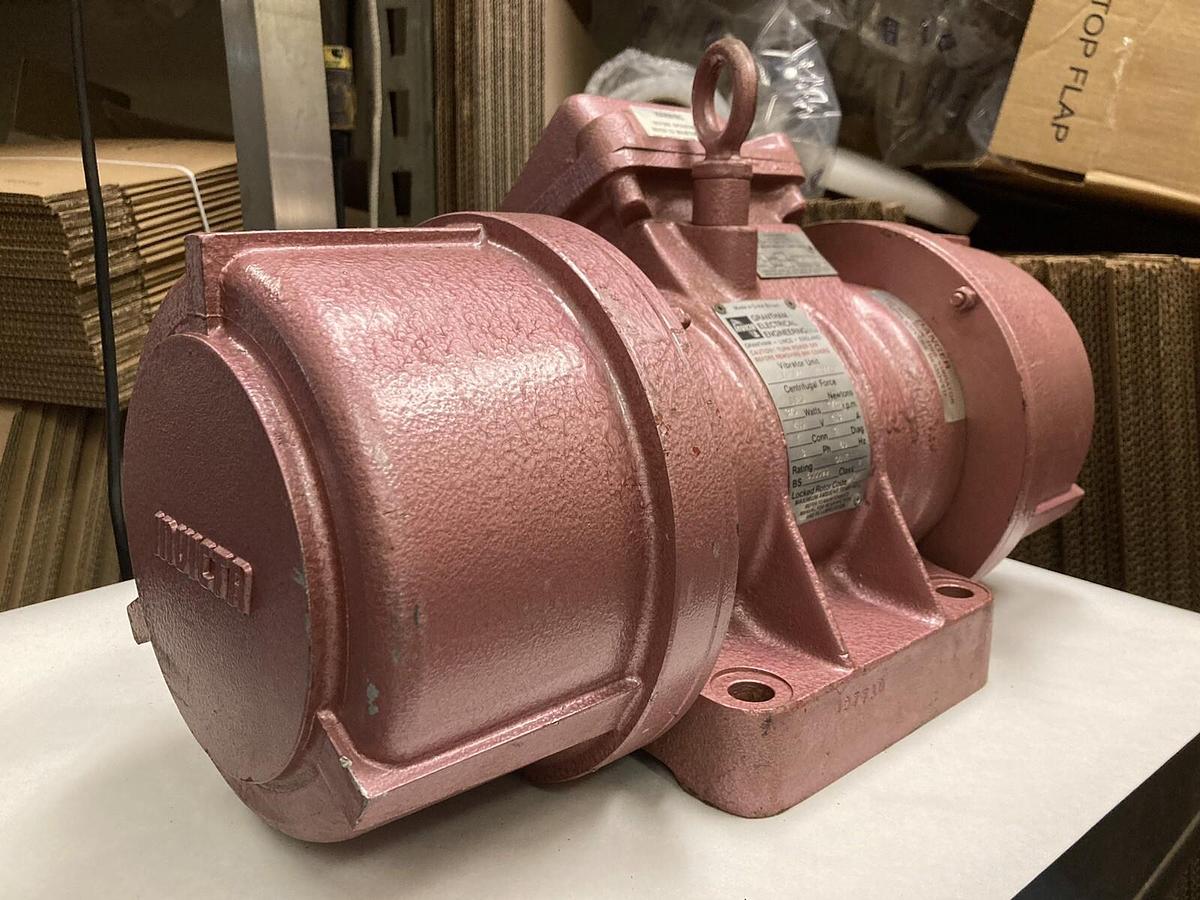 Invicta,ULB925/4 / 127729,3-Phase Vibrator Unit 460V  60 HZ  375W