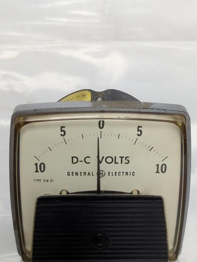 Used GENERAL ELECTRIC,10-0-10,PANEL METER 10-0-10 DC VOLTS PRE-OWNED