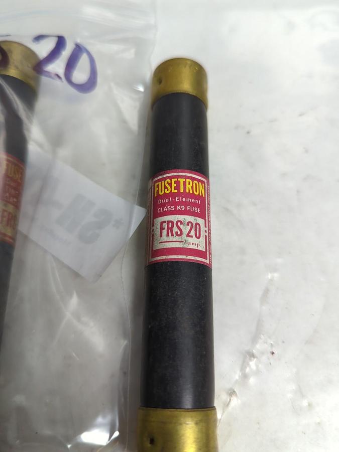 Used COOPER BUSSMANN,FRS-20,FUSETRON FUSE 20 AMP LOT OF 3 PRE-OWNED