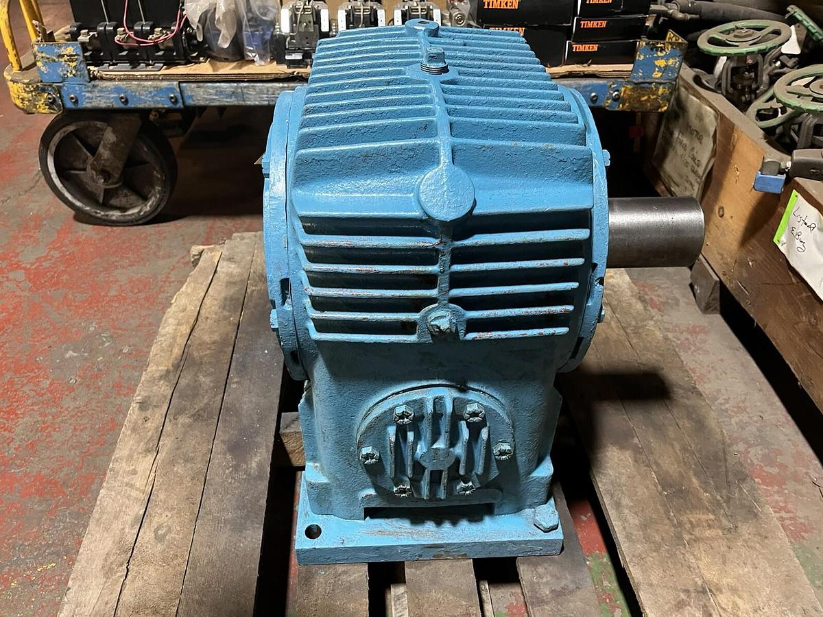 Used CONE DRIVE,MK-1 UHP,RIGHT ANGLE GEAR REDUCER RATIO 200 5HP 1750RPM