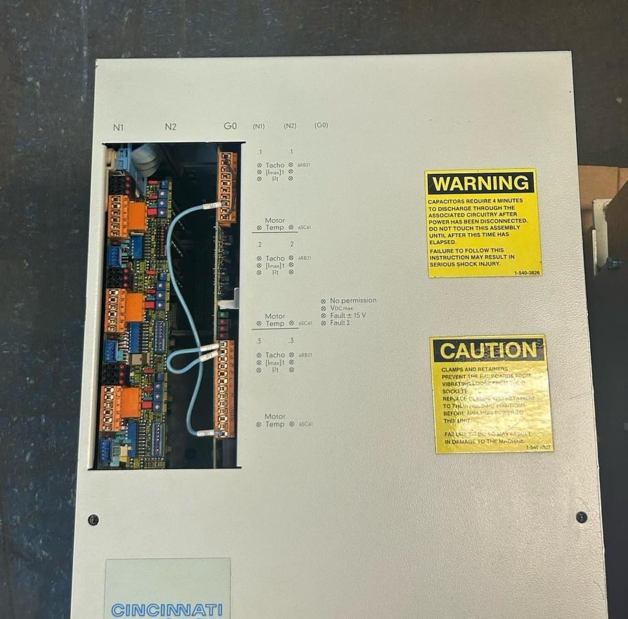 Used CINCINNATI MILACRON,6SC6101-3A-Z,SERVO DRIVE RACK MODULE