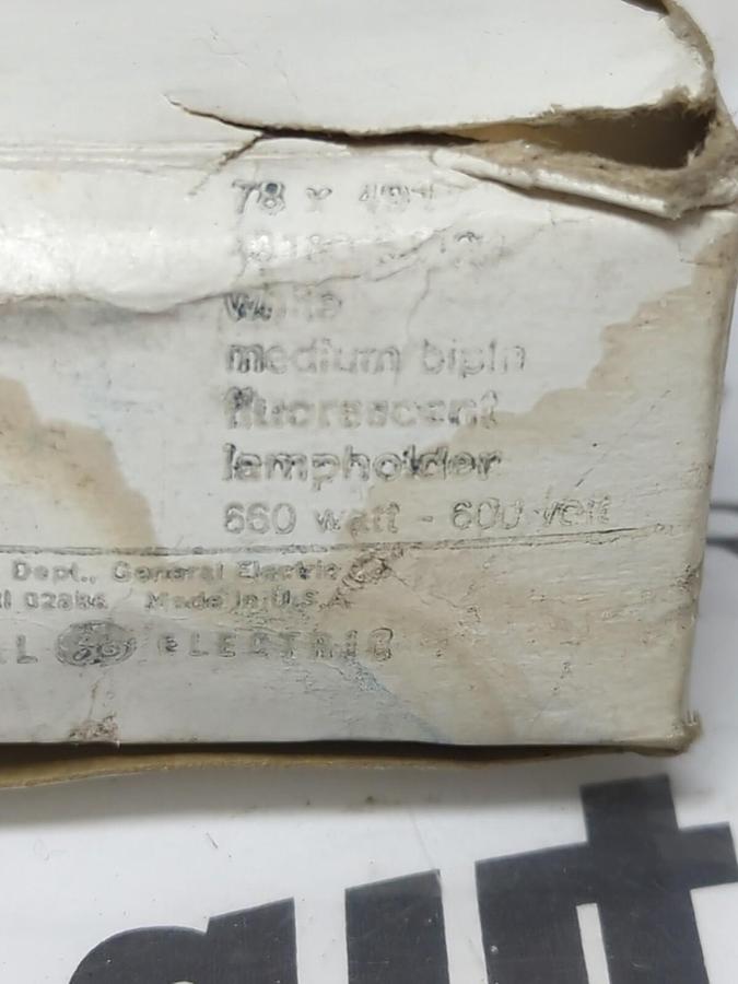 GE,318F,LAMP HOLDER 600W 600V BOX OF 10 NEW