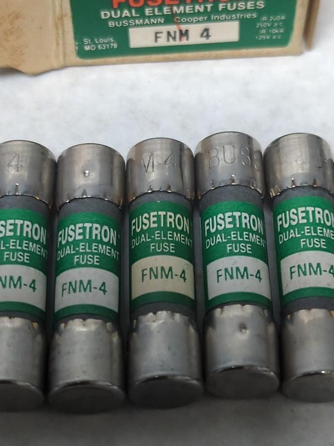 COOPER BUSSMANN,FNM-4,FUSETRON 4 AMP FUSES BOX OF 9 NOS