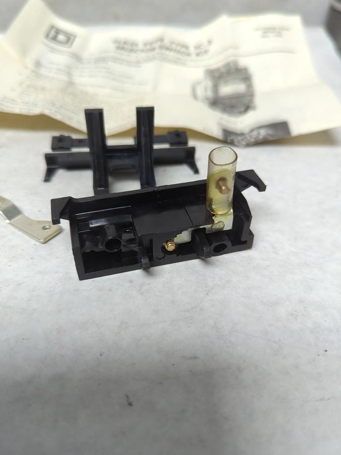 SQUARE D,78300,HAND-OFF AUTO SELECTOR NOS