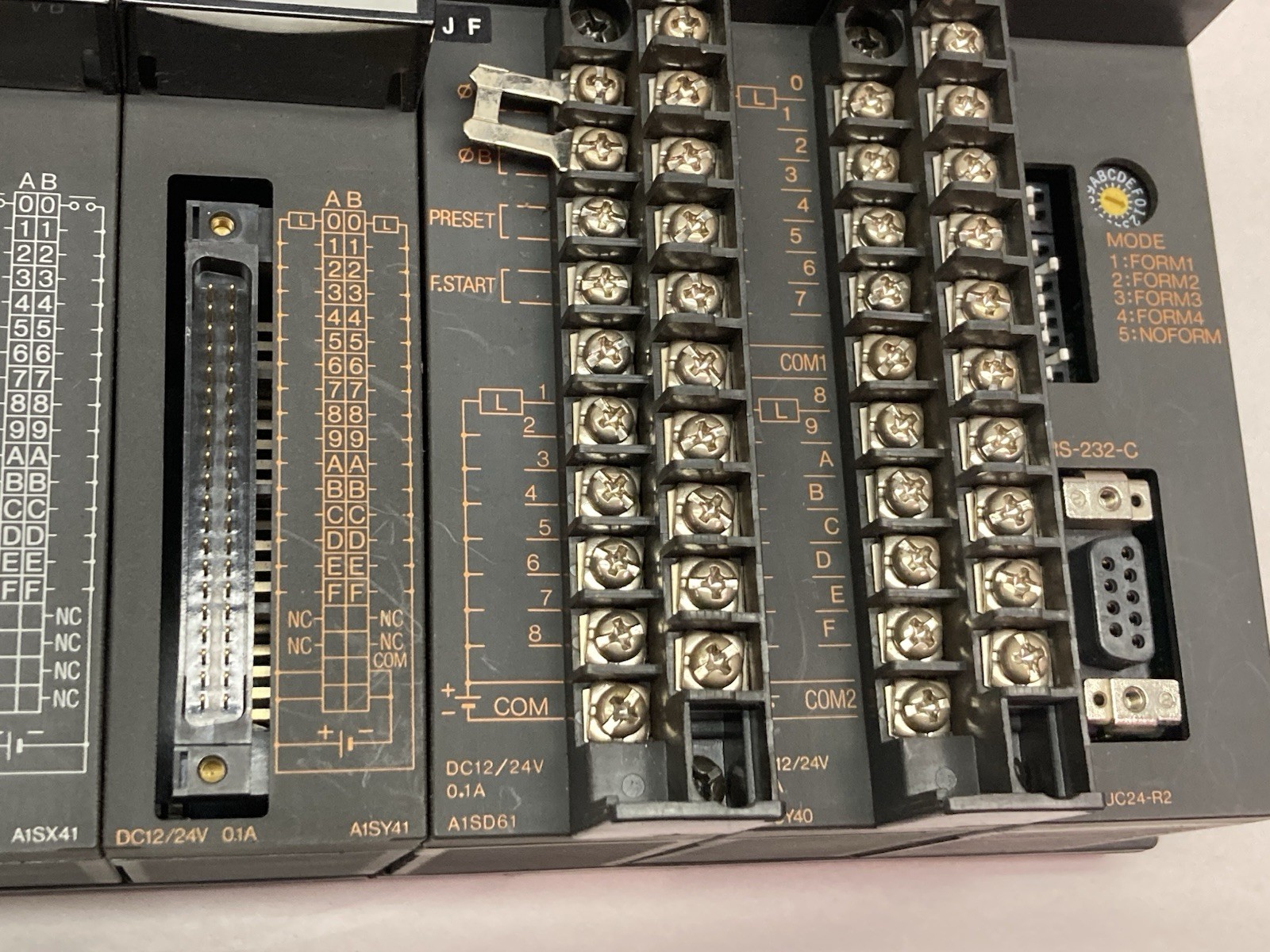 Used Mitsubishi,A1S61PN,PLC Rack w/ A2USHCPU-S1 A1SX41 A1SY41 A1SD61 A1SD75M2