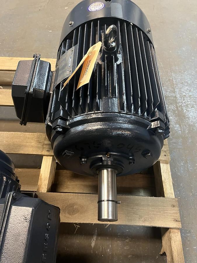 Used LEESON,G150015.60,INVERTER MOTOR 30HP 1775RPM 3PH 286T