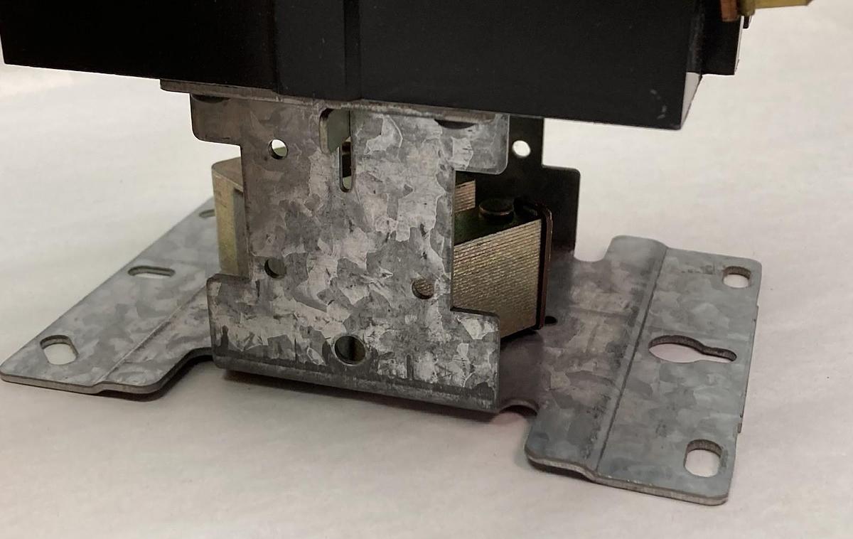 Siemens,42FE15AG106,2-Pole Definite Purpose Magnetic Contactor Ser D NO COIL