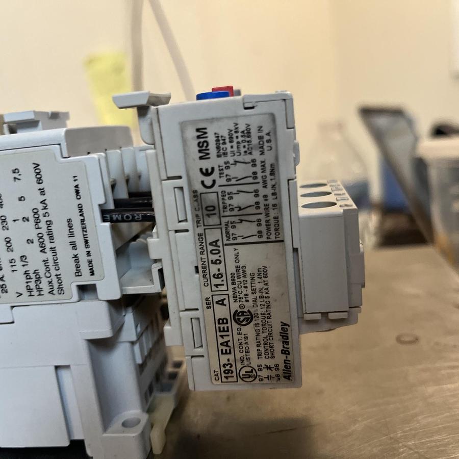 Used ALLEN BRADLEY,100-C09*10,STARTER 120V COIL 5HP 460V 5A OVERLOAD